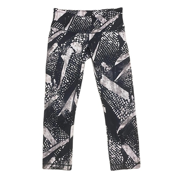 Lululemon Cropped Leggings sz 6 - Picture 1 of 11